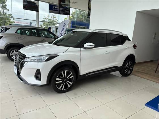 NISSAN KICKS PLAY 1.6 16V FLEXSTART ADVANCE PLUS XTRONIC NISSAN KICKS PLAY 1.6 16V FLEXSTART ADVANCE PLUS XTRONIC